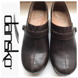 DANSKO Solstice Brown Leather Clogs Size 9.5